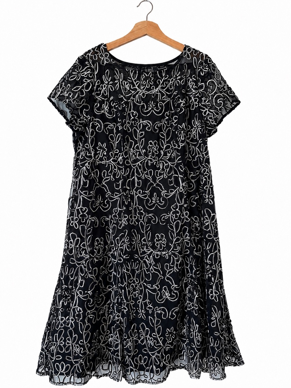 Black Embroidered Midi Dress with Short Sleeves